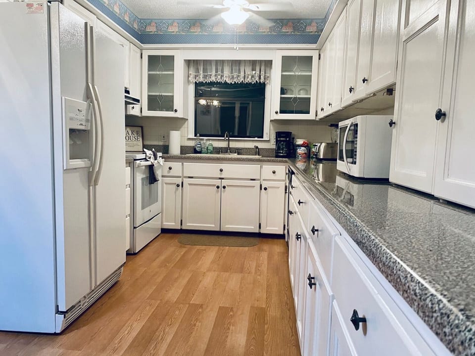 Refrigerator, Stove, Dishwasher & Microwave