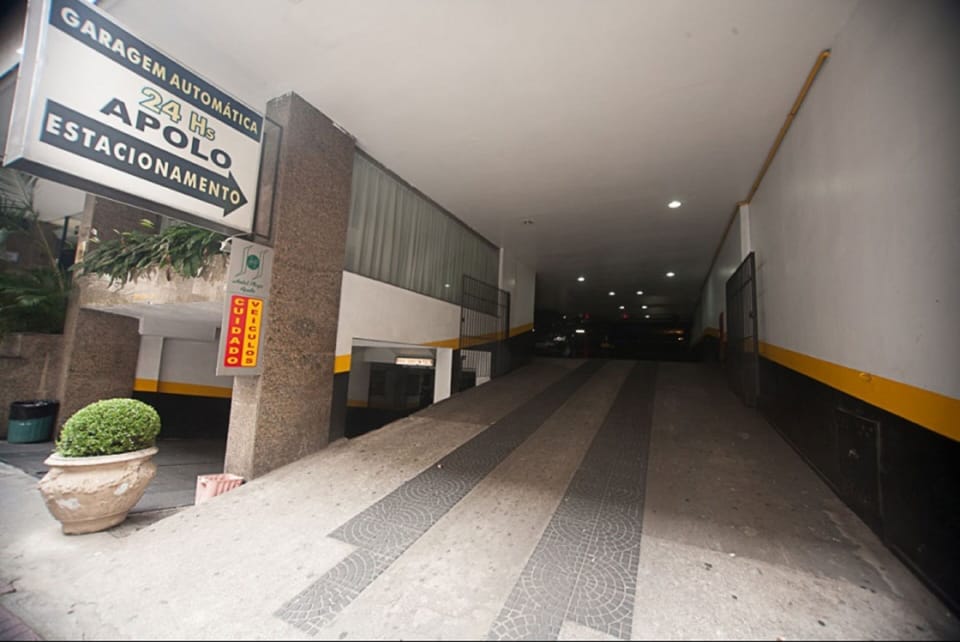 Valet parking