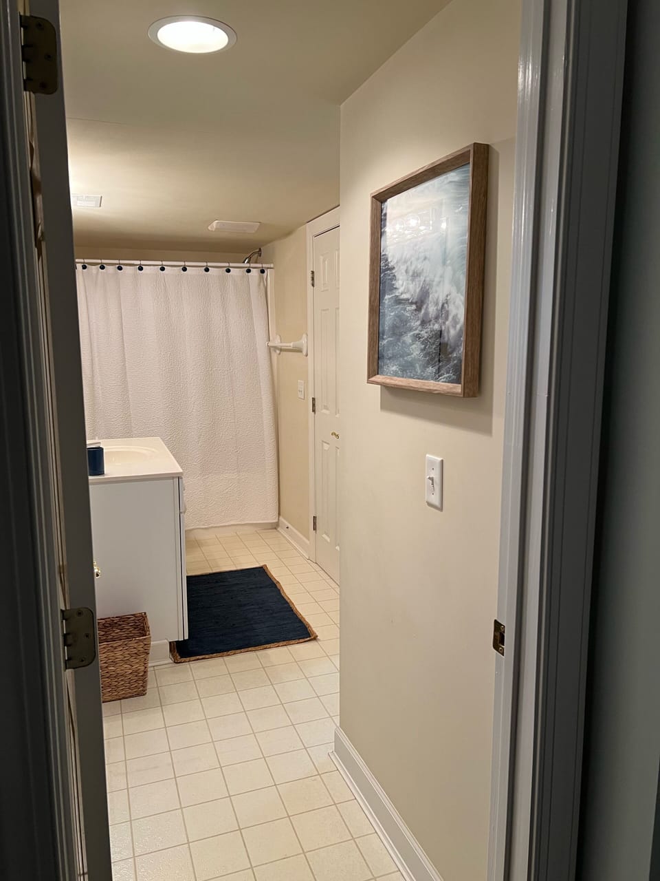 Ground Floor Full Bathroom