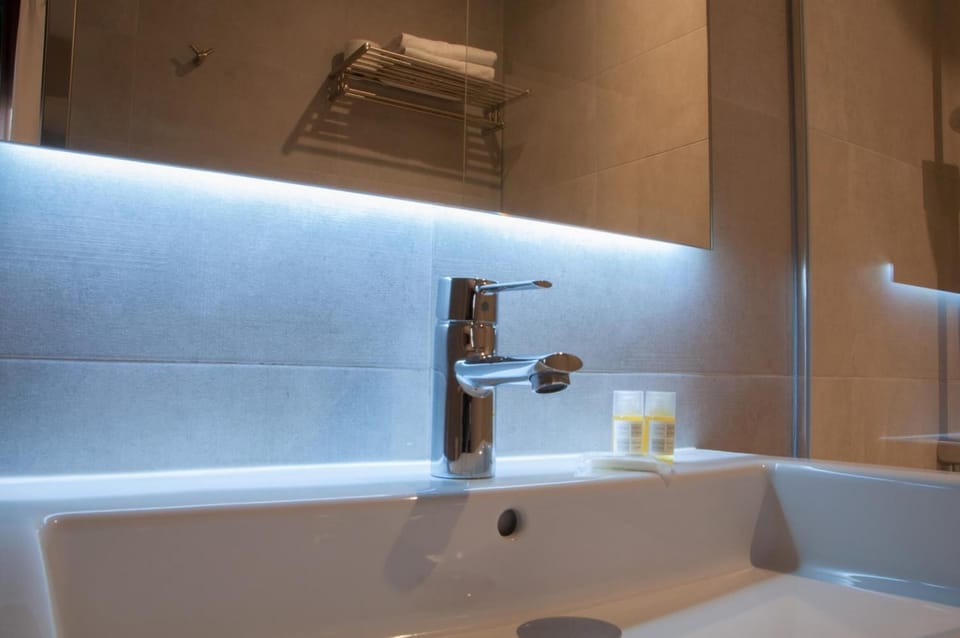 Free toiletries, hair dryer, towels