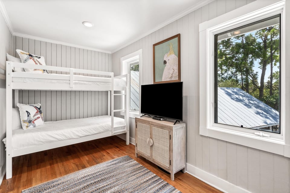 BUNK ROOM MAIN HOME