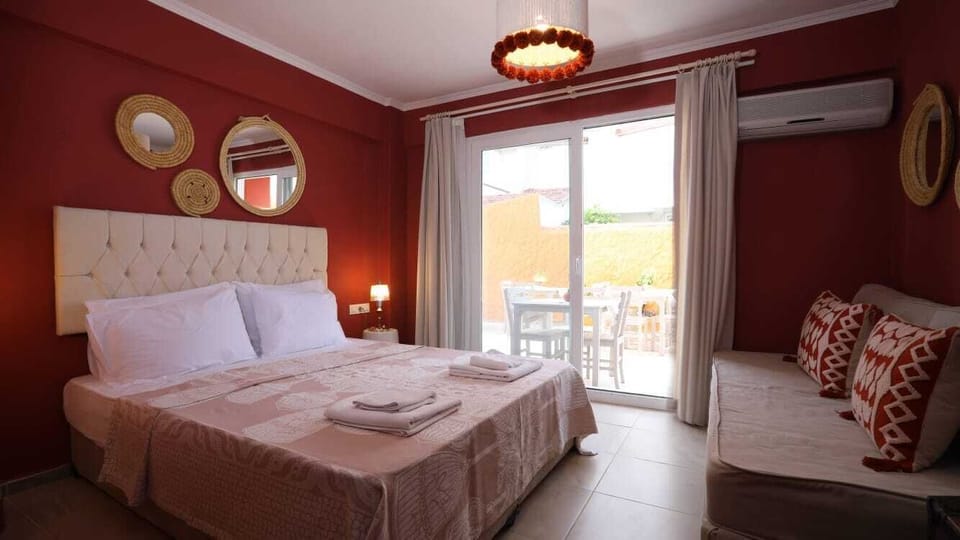 Standard Garden Room | Free WiFi
