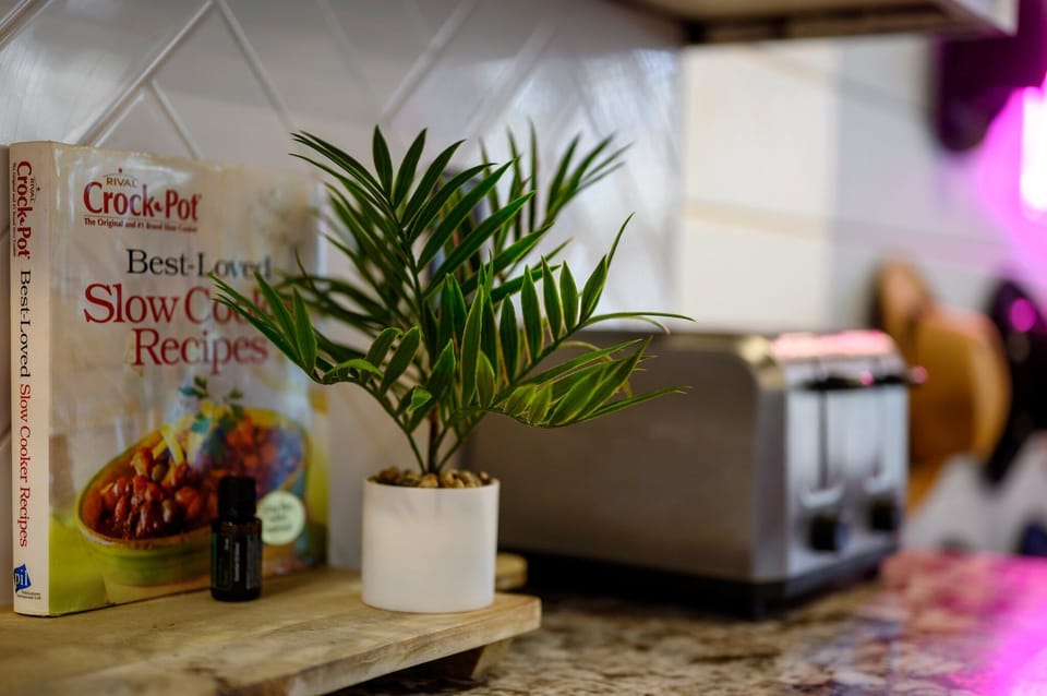 Toast your favorite breakfast and explore new recipes with our cooking guides!