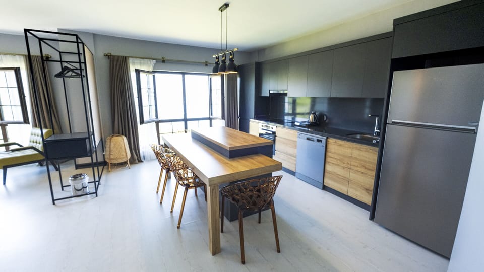 Suit, Deniz Manzarali | Private kitchenette | Electric kettle