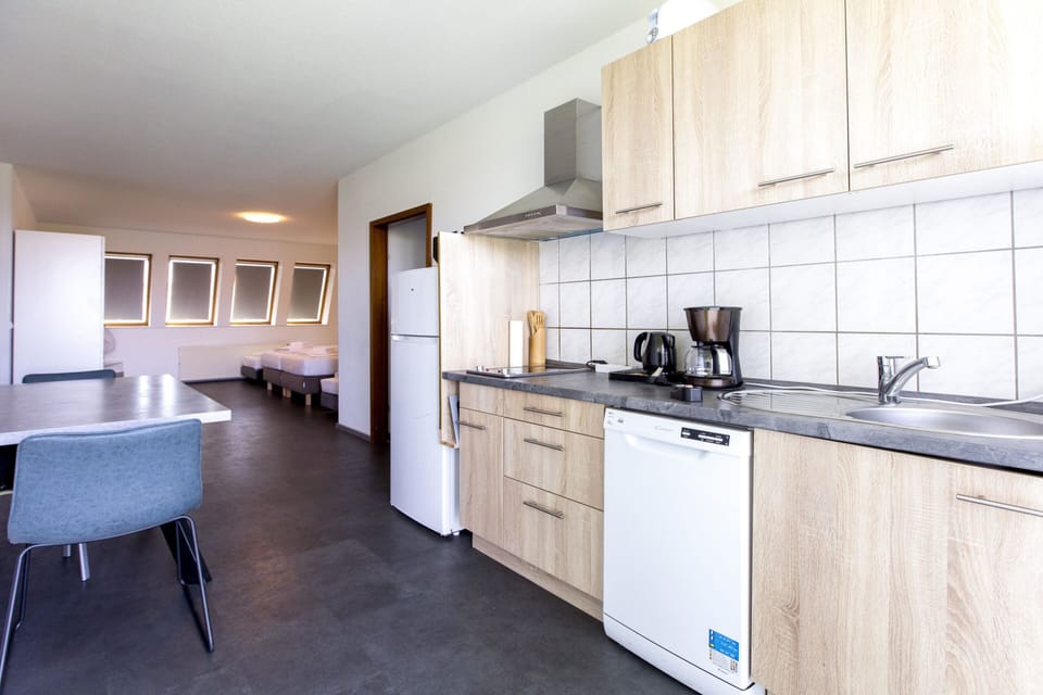 Comfort Apartment, Private Bathroom | Dining