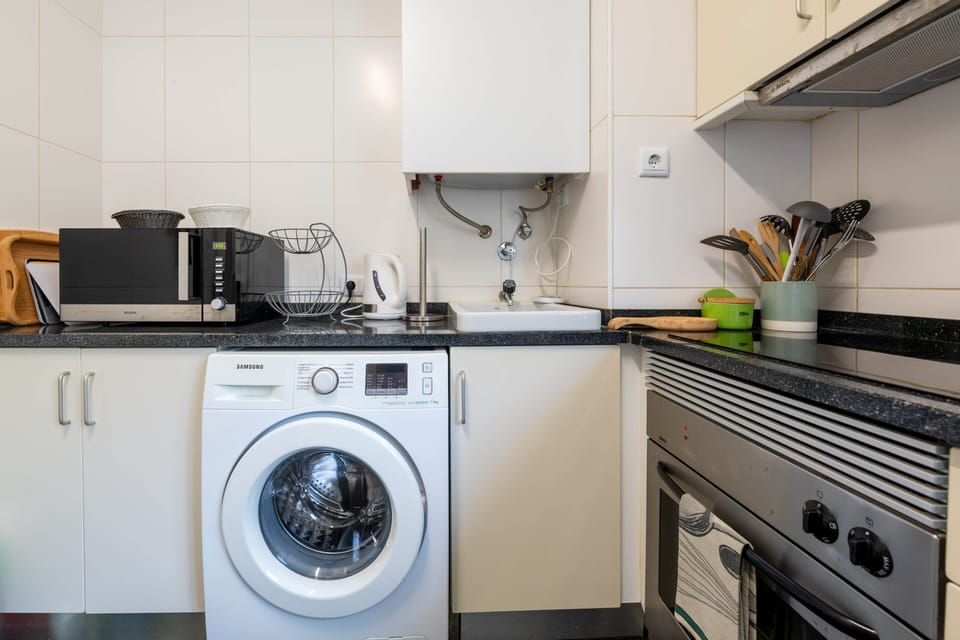 Apartment | Private kitchen | Full-size fridge, microwave, oven, stovetop