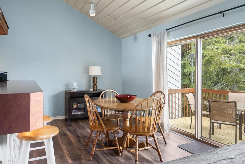 Dining Table (Seats 4)