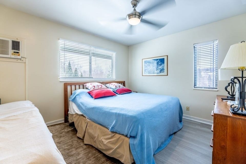 Condo, 4 Bedrooms | 4 bedrooms, laptop workspace, iron/ironing board, free WiFi