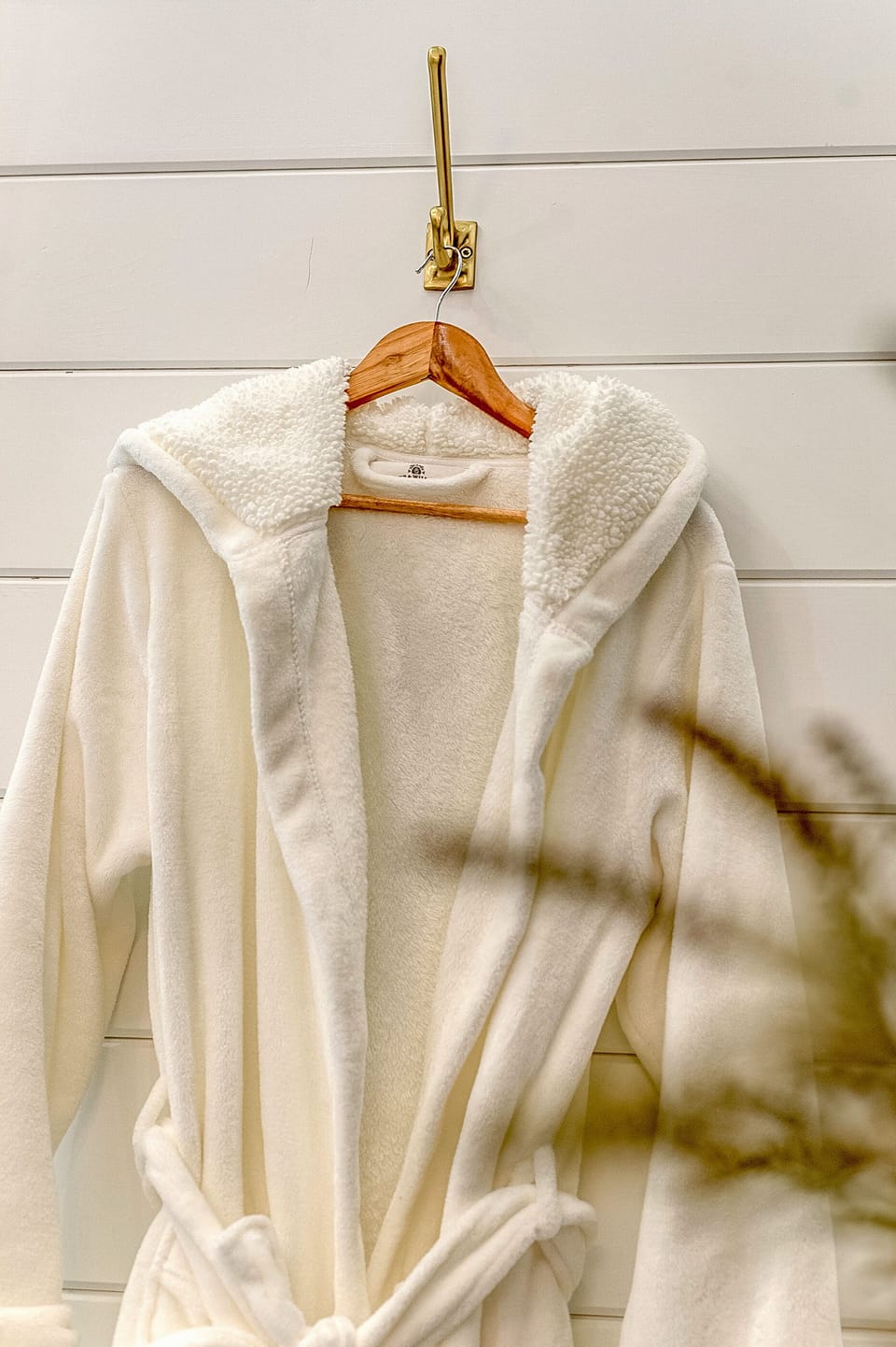 Organic plush white cotton towels, bathrobes.