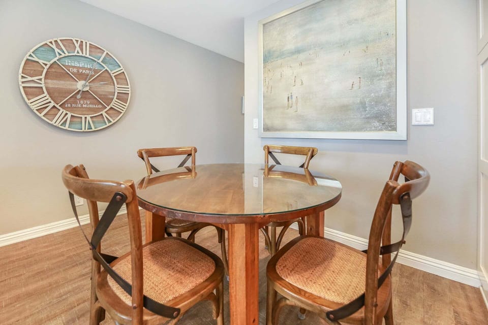 Plenty of dining space for you and entertaining dinner guests