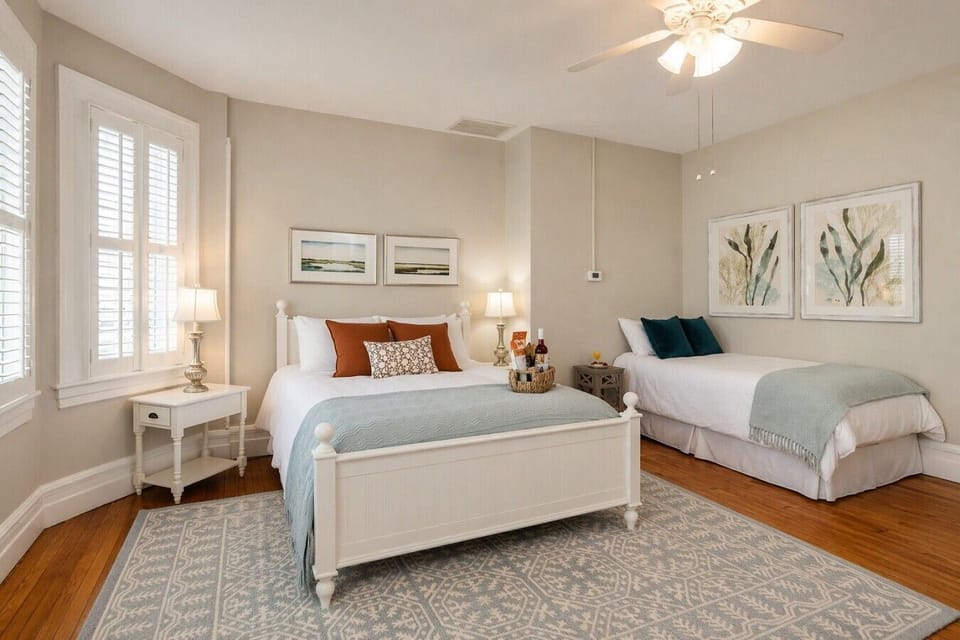 Captain 7 two beds updated
