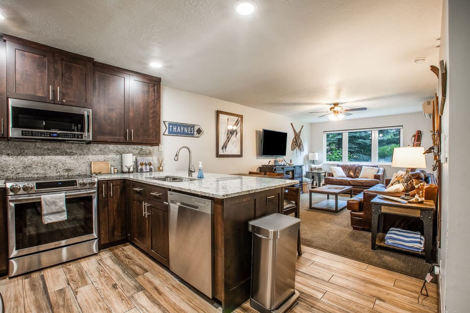 Private kitchen