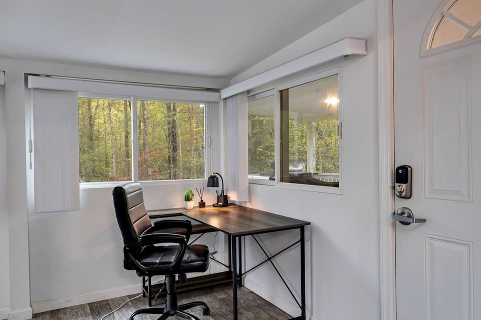 Get productive in the dedicated workspace, ideal for remote work or catching up on emails.