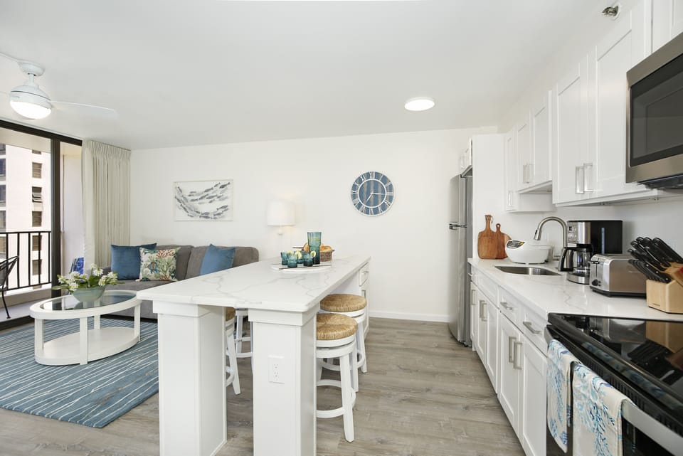 Full Kitchen