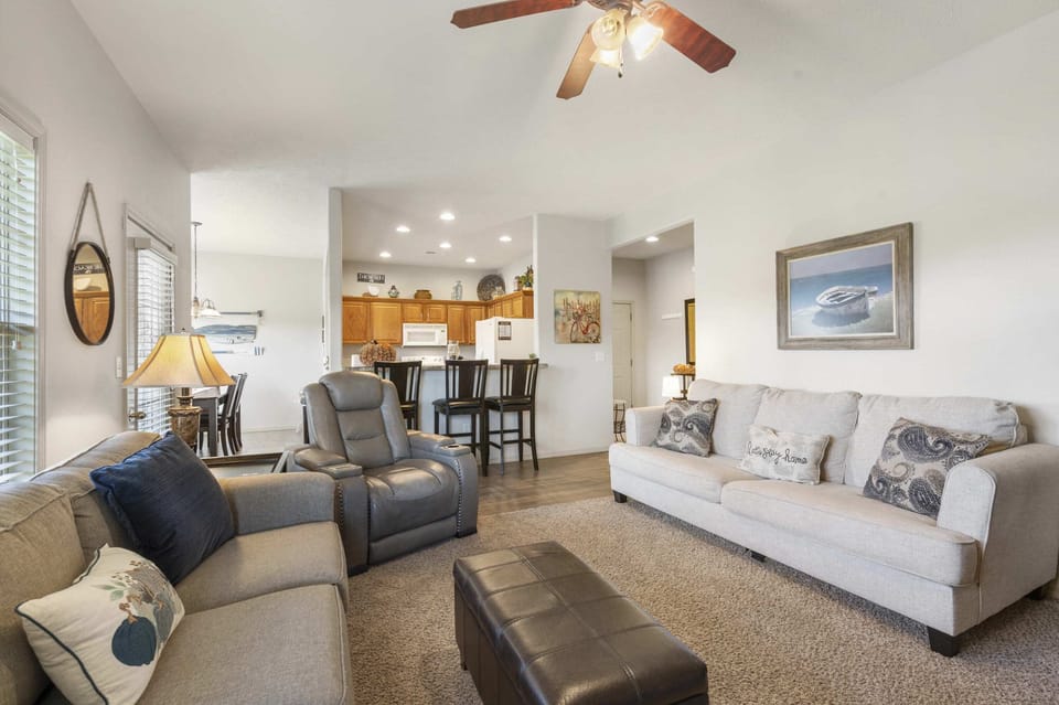 Cabin, Multiple Beds, Patio, Garden View (Bounty of Birdie Lane) | Living area | 40-inch flat-screen TV with digital channels, fireplace