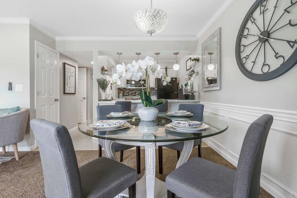 Condo, 1 King Bed with Sofa bed, Patio, Golf View (Clubhouse Bungalow) | Dining