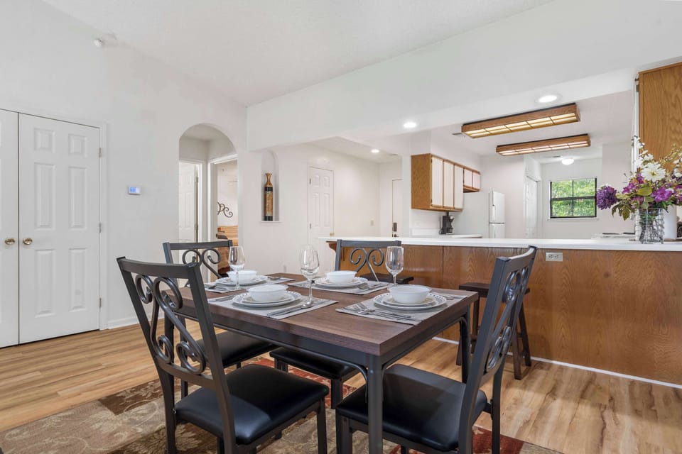 Condo, Multiple Beds, Patio, Garden View (Home Away from Home) | Dining