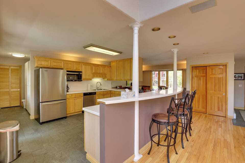 Kitchen | Cooking Basics Provided