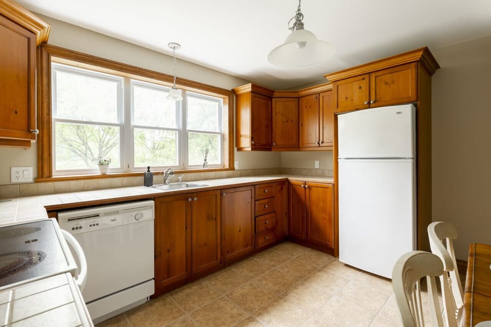 `All the things you will need on your vacatin. 5 star stay. 5 star host`