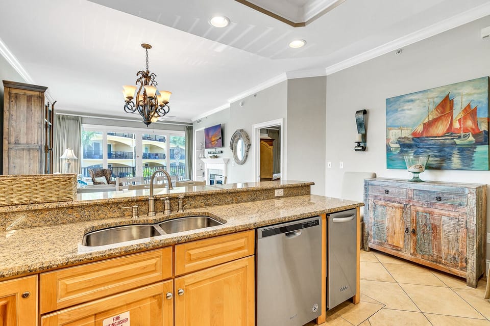 Kitchen bar (alt angle)
