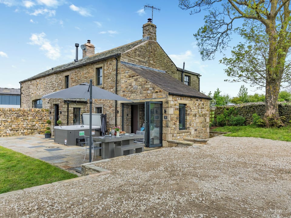 Exterior | Holme House, Eldroth, near Settle