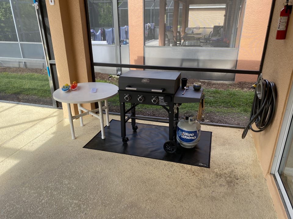 Cast iron flat top grill available for your use. Cleaning fee added.