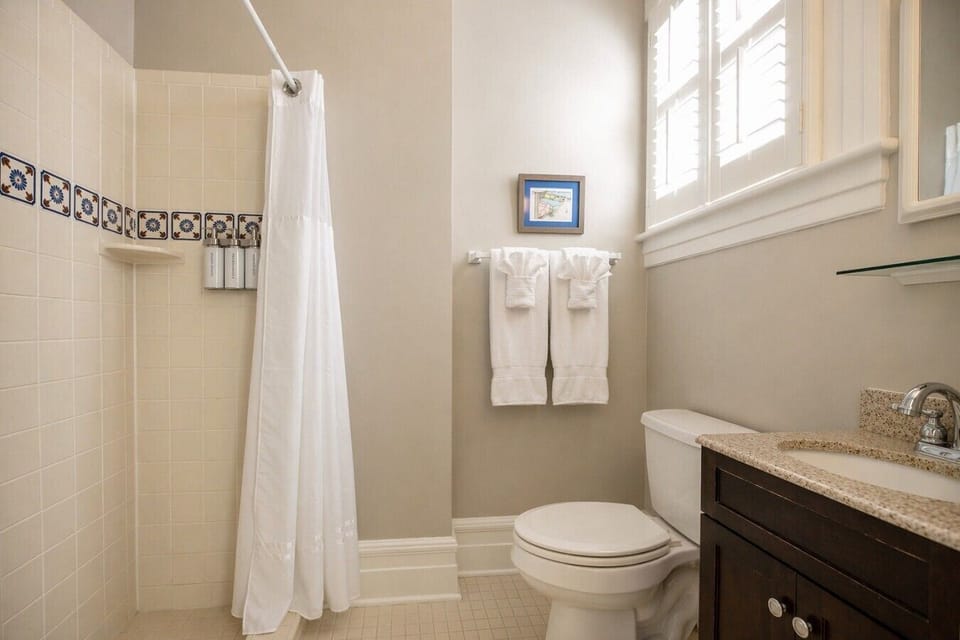 Captain 5 bathroom updated