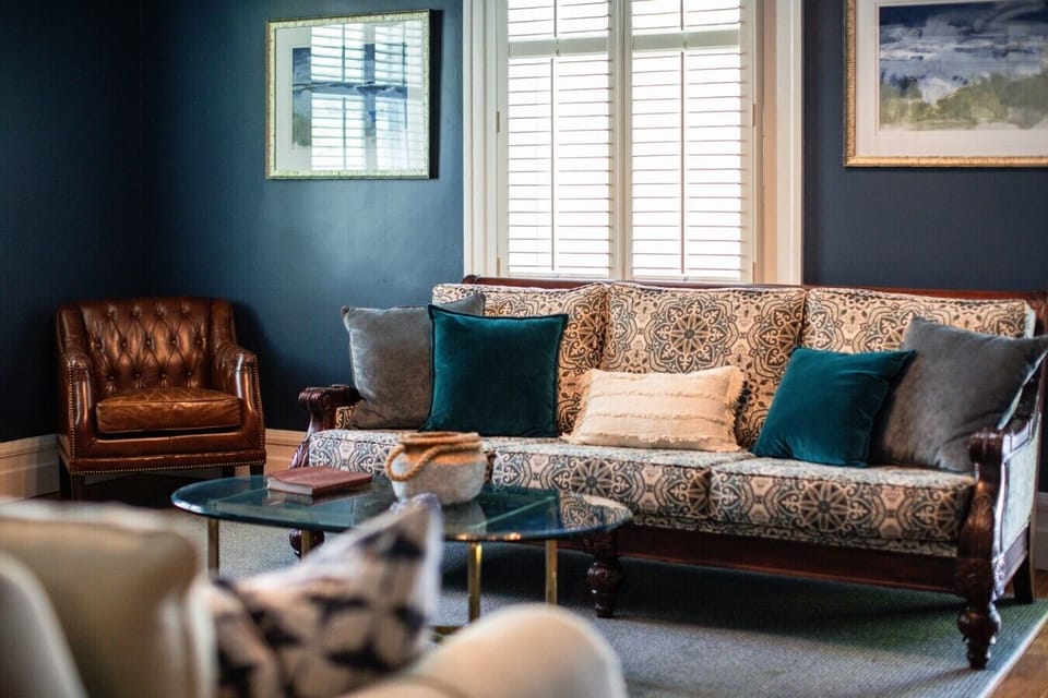 Captains lobby living room