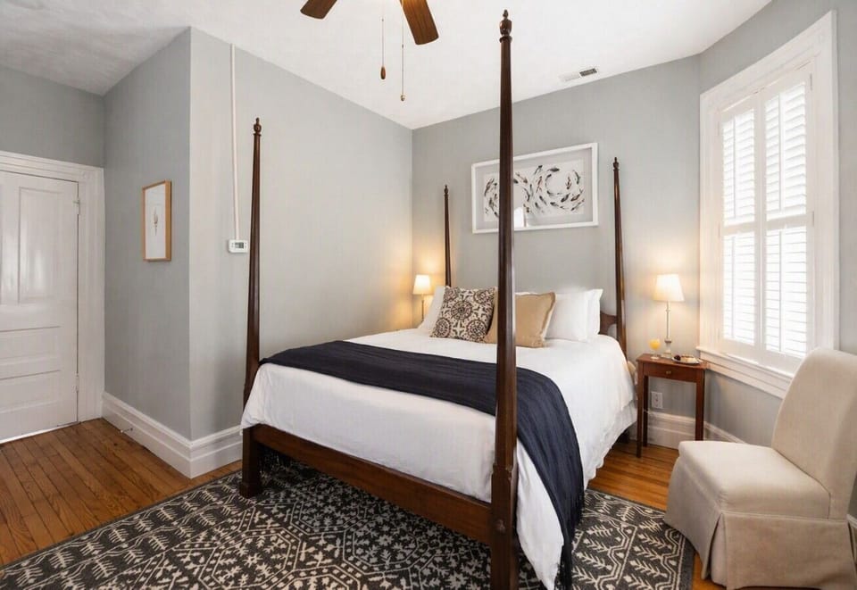 Captain 6 bedroom updated