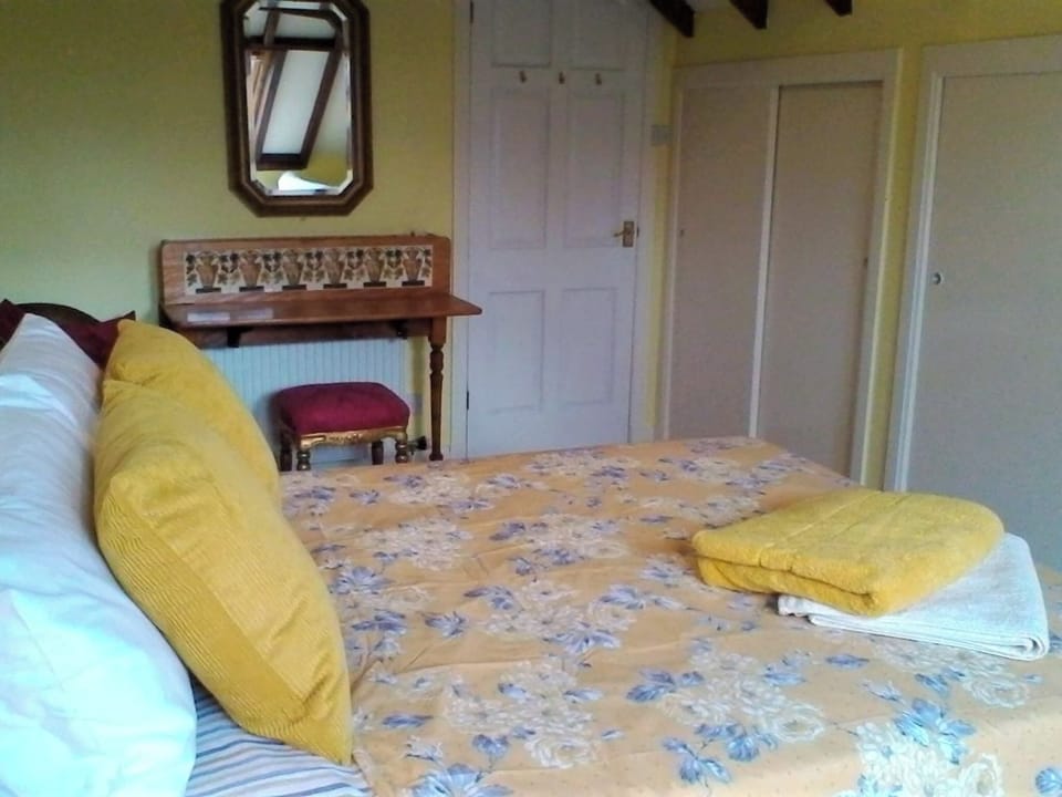 Double bedroom | Stable Lodge, Gattonside near Melrose
