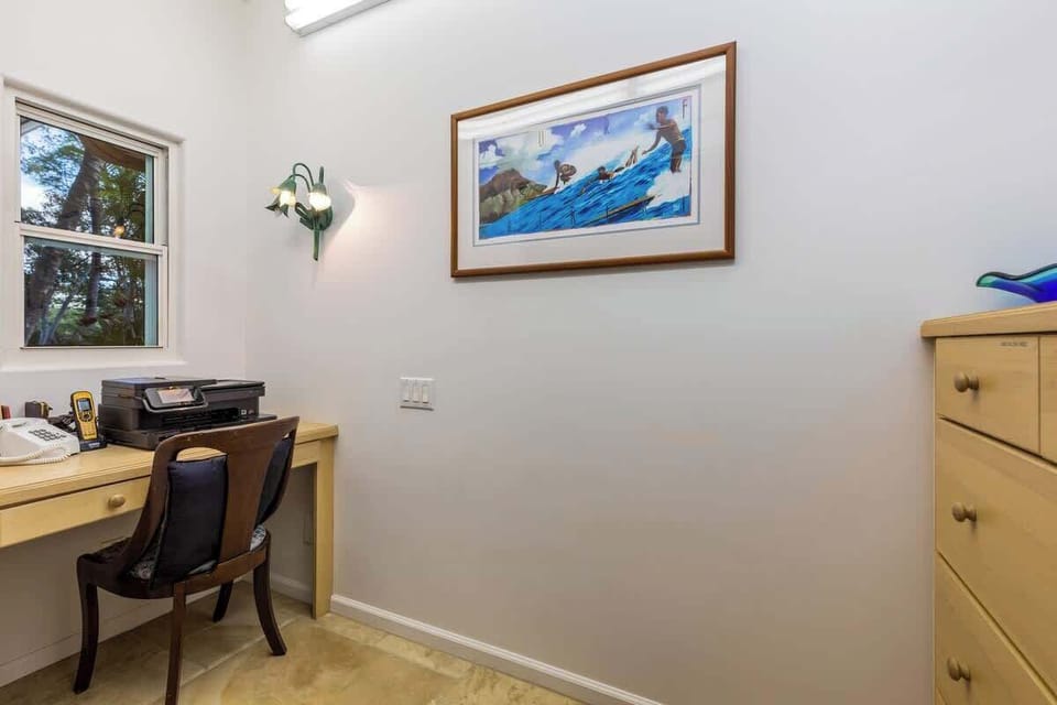 Bedroom 3 has a desk available