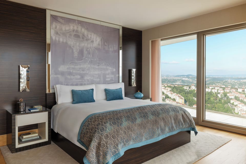 Premium bedding, minibar, in-room safe, desk
