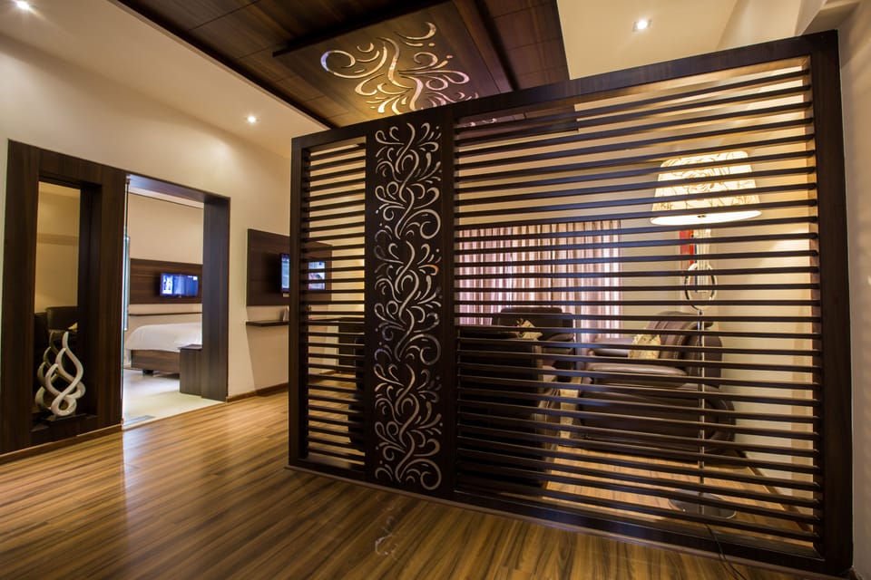 Presidential Suite, 1 Double Bed | Living room | TV