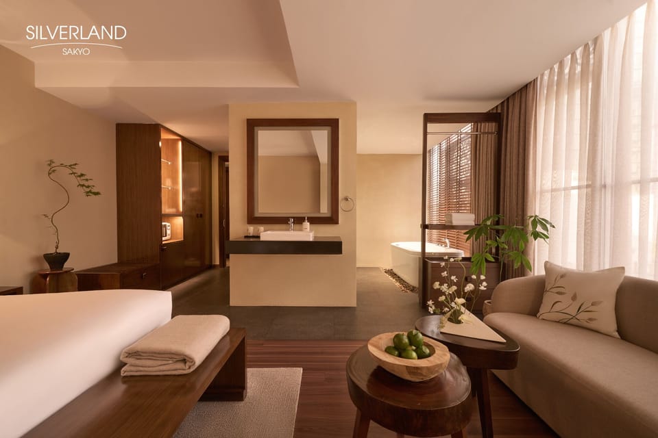 Sanctuary Executive Double | Bathroom | Free toiletries, hair dryer, slippers, towels