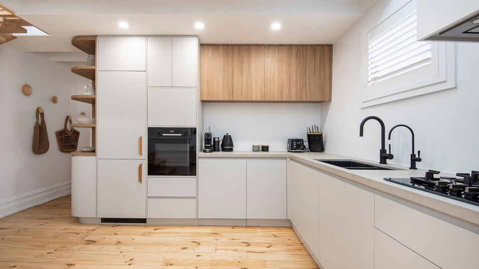 OMG I love this kitchen.  Its so beautifully and is fully equipped with everything you will need 