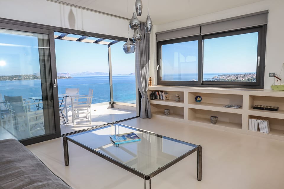 Panoramic Villa | Living area | TV