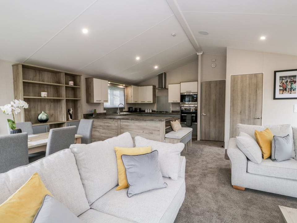 Cottage | Interior