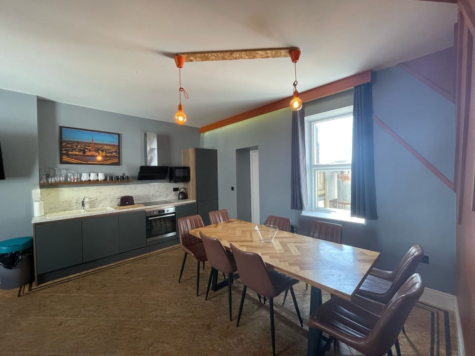 Luxury Penthouse, Private Bathroom | Shared kitchen