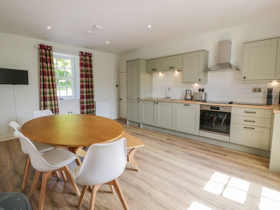 Cottage | Interior