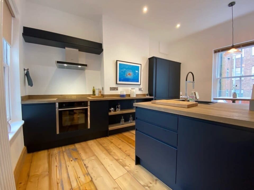 Large modern kitchen