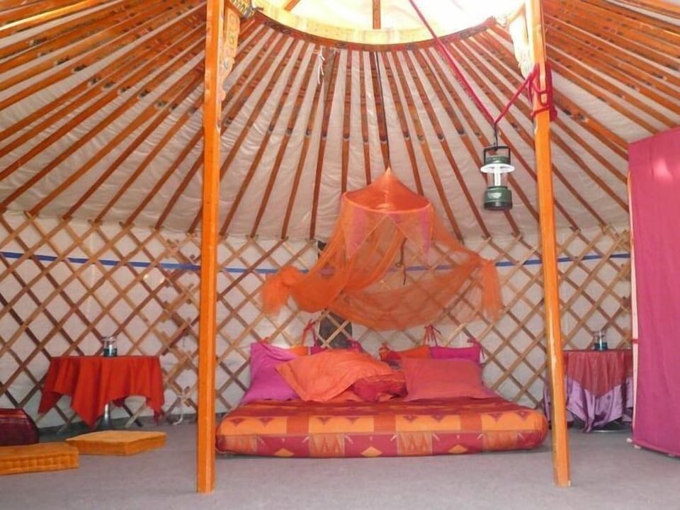Standard Bungalow, Shared Bathroom, Garden View (Yourte )