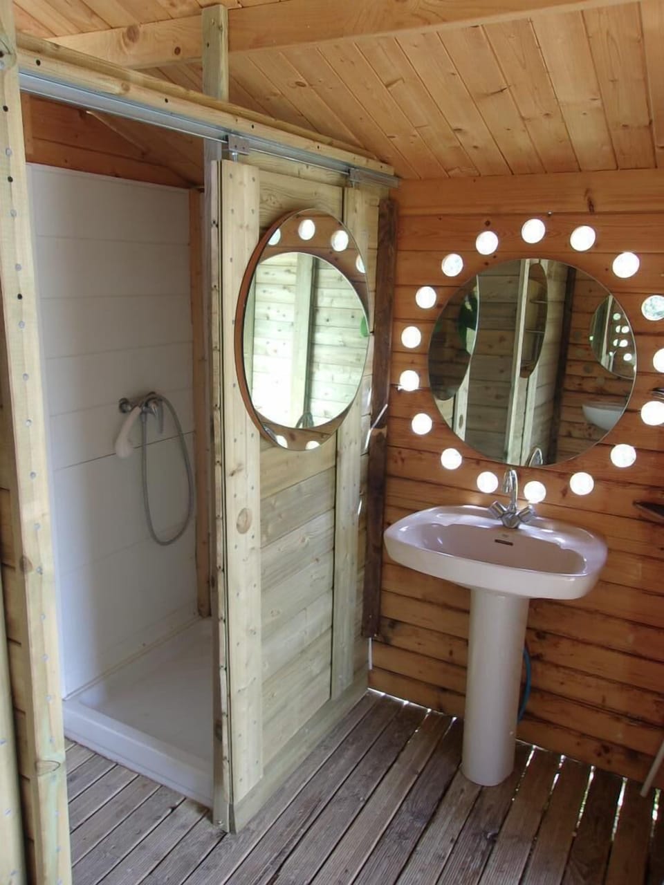 Standard Bungalow, Shared Bathroom, Garden View (Yourte ) | Bathroom