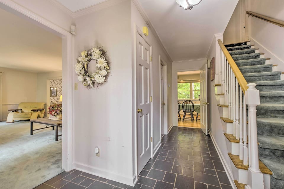 Hallway | Stairs | 1st Floor
