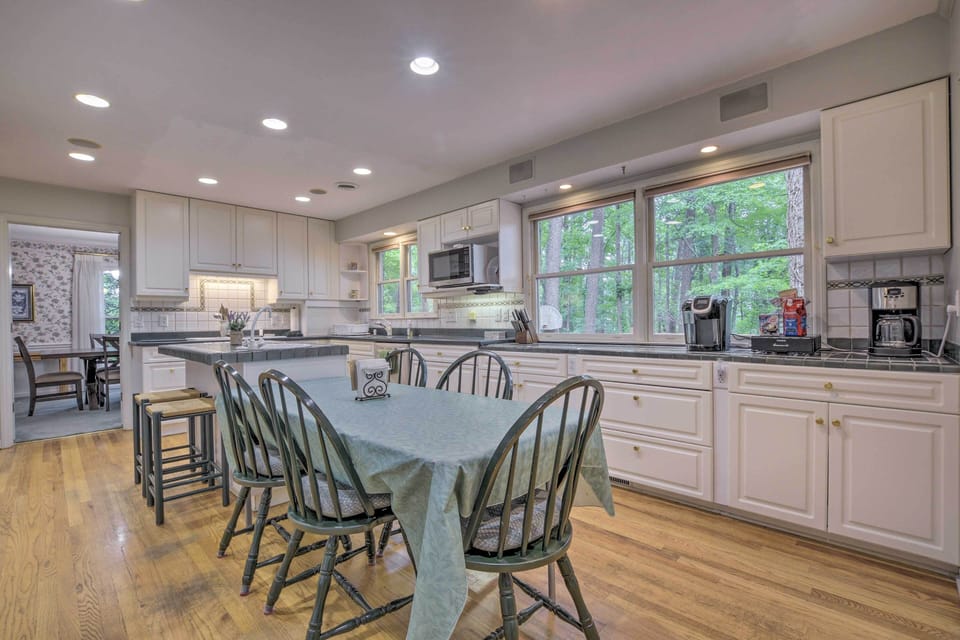 Kitchen | Cooking Basics | Dishwasher | 1st Floor
