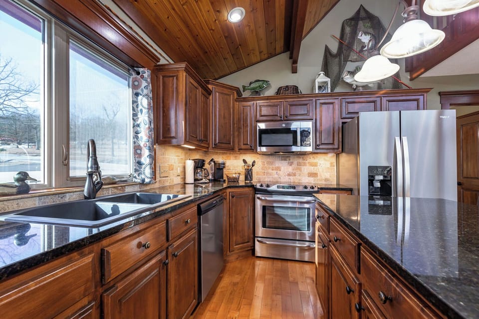 Granite Countertops & Fully Stocked Cooking & Dinnerware