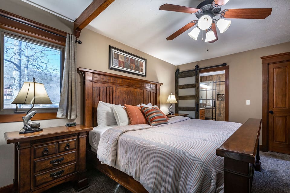 Main Level Master Suite with King Bed