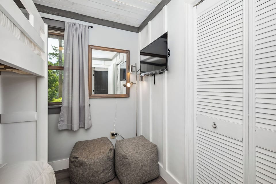 Bedroom #3 - West