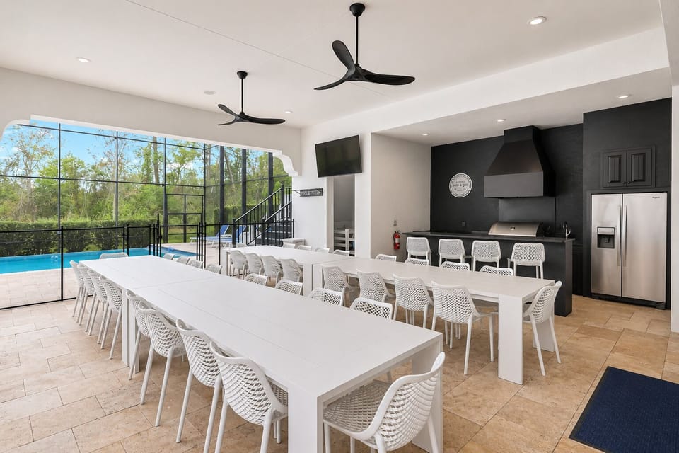 Enjoy your meal from the barbecue at the outside tables that offers combined seating for 36