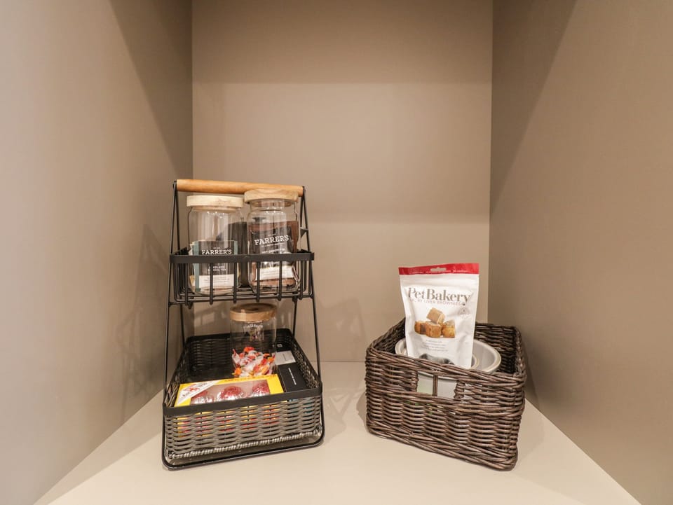 Cottage | Private kitchen | Fridge, dishwasher, electric kettle, toaster