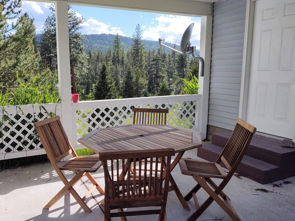 Patio/Grilling area